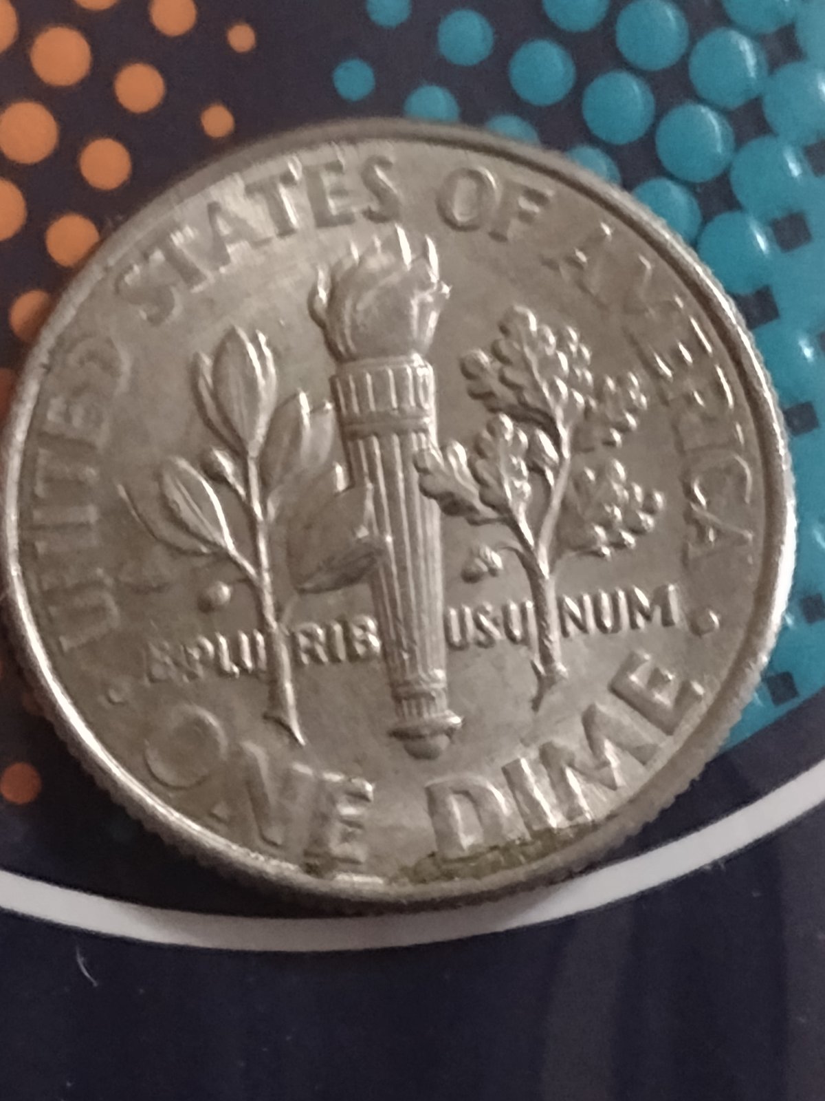 2015-Dime-Hard-To-See-Date