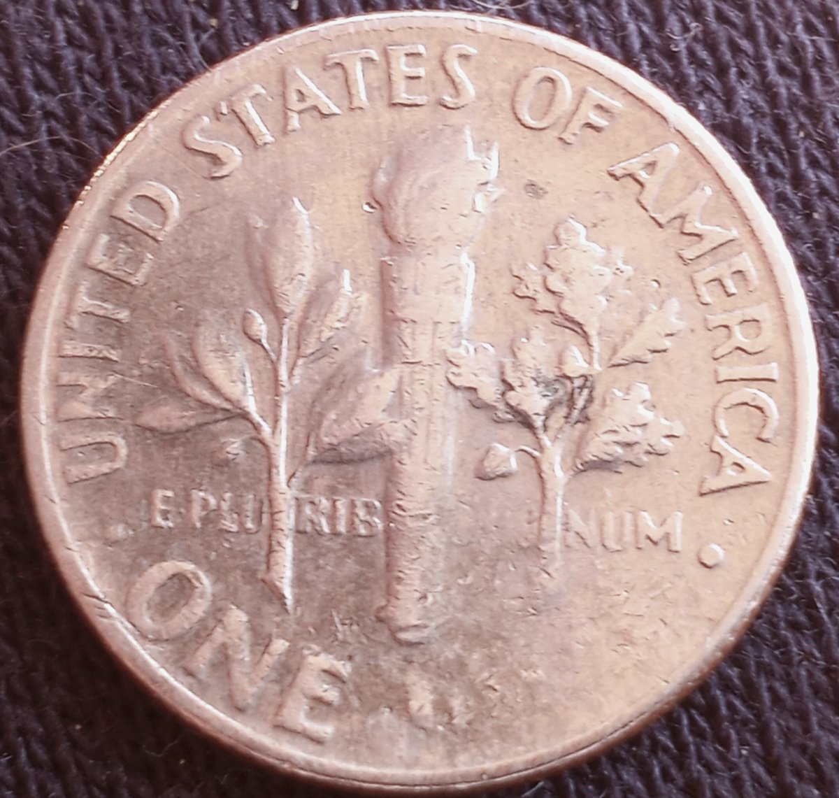 1970-D-Roosevelt-Dime:-Post-Mint-Damage?