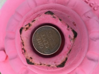 Do-You-A-Pick-Up-Old-Coins-From-Drive-Thru?