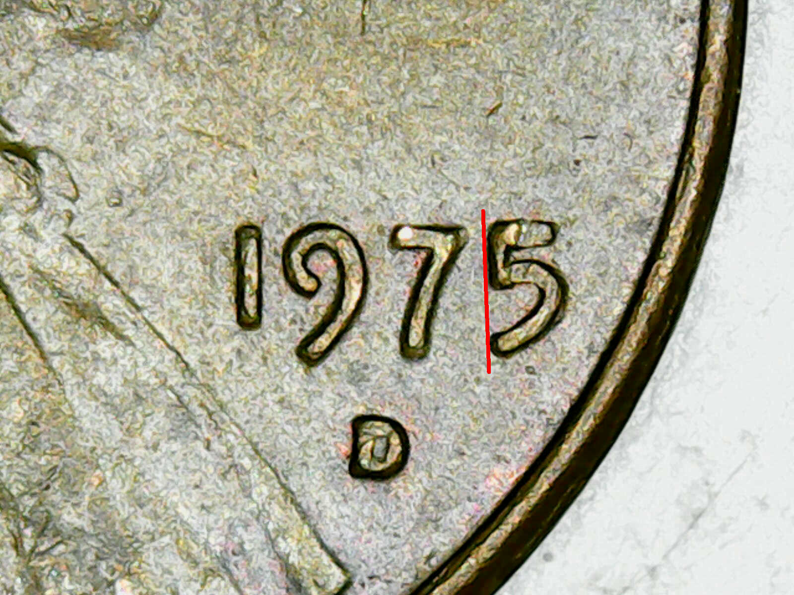 Is-There-A-Slanted-5-Variation-On-The-1975-D-LMC--?