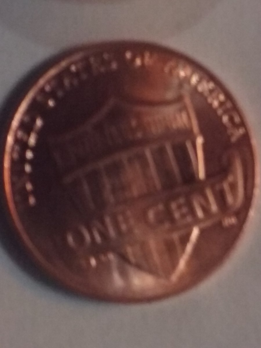 2020-D-Lincoln-Penny-Something-On-The-Reverse-That-Looked-Strange-.