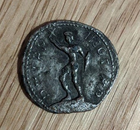Unidentified-25mm-Silver-Coin-Greek-Or-Romen?