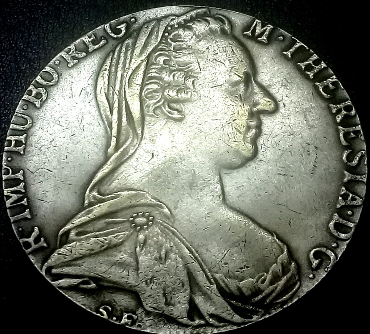 Maria-Tersa-Thaler-Forged-Or-Simple-?