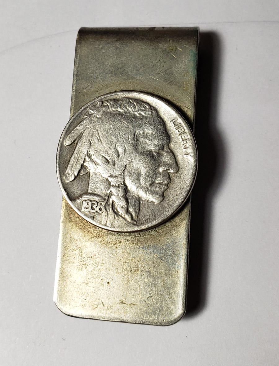 How-To-Separate-1936-Buffalo-Nickel-From-Metal-Money-Clip?