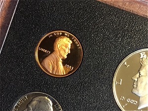 HI-All,-Just-Bought-This-83-Mint-Set-And,