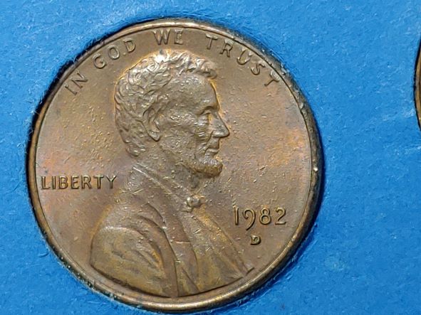 1982-D-Memorial-Small-Date-And-Large-Date-?