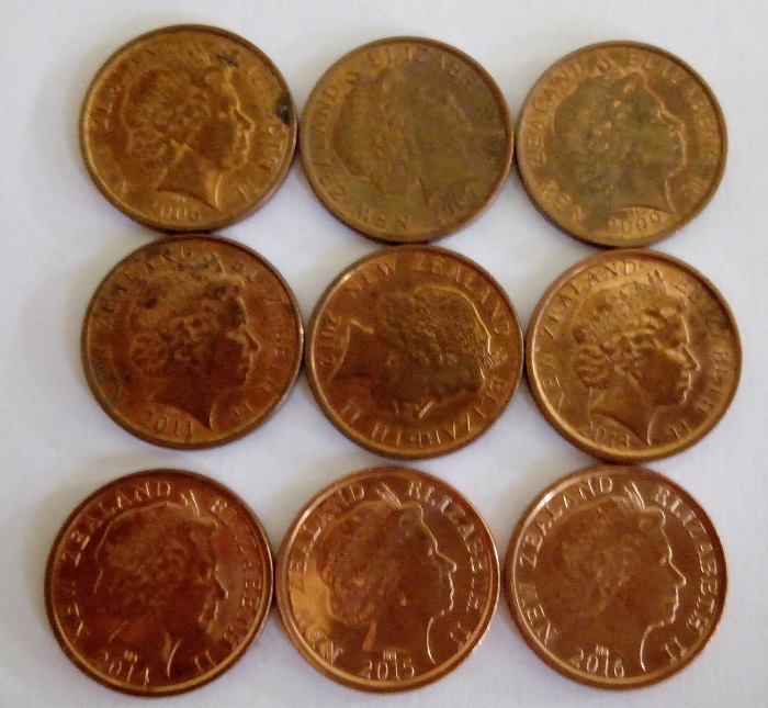 Kiwi-Coin-Noodling,-A-Good-Laugh-And-Analysis