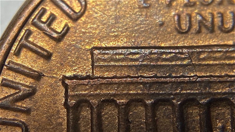 1982-LMC-Large-Date-Zinc-Retained-Die-Break/Retained-Interior-Die-Break