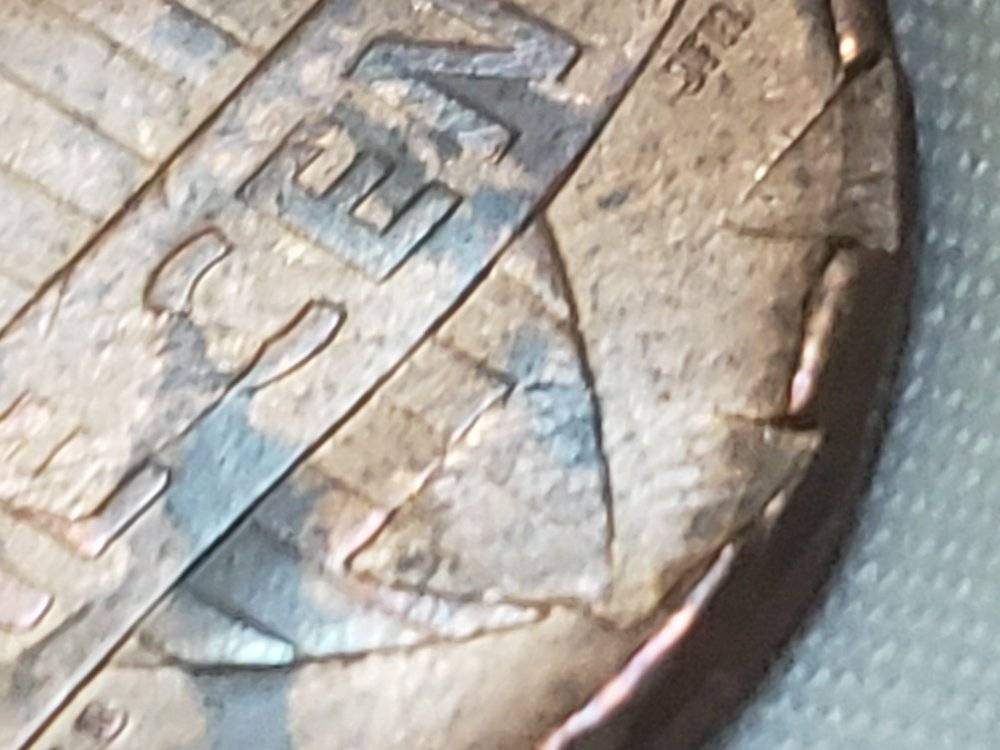 Need-Help-With-Identifying-2015-Lincoln-With-Striking-Issues