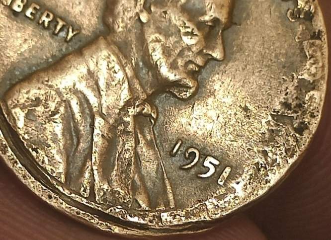 1951-Lincoln-Wheat-Penny-Potentially-With-Multiple-Mint-Errors.