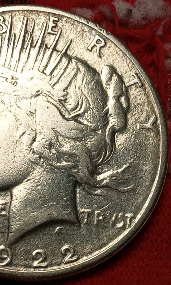 1922-S-Peace-Dollar-Don't-Know-Much-About-It-But-Is-This-Just-A-Grease-Die?