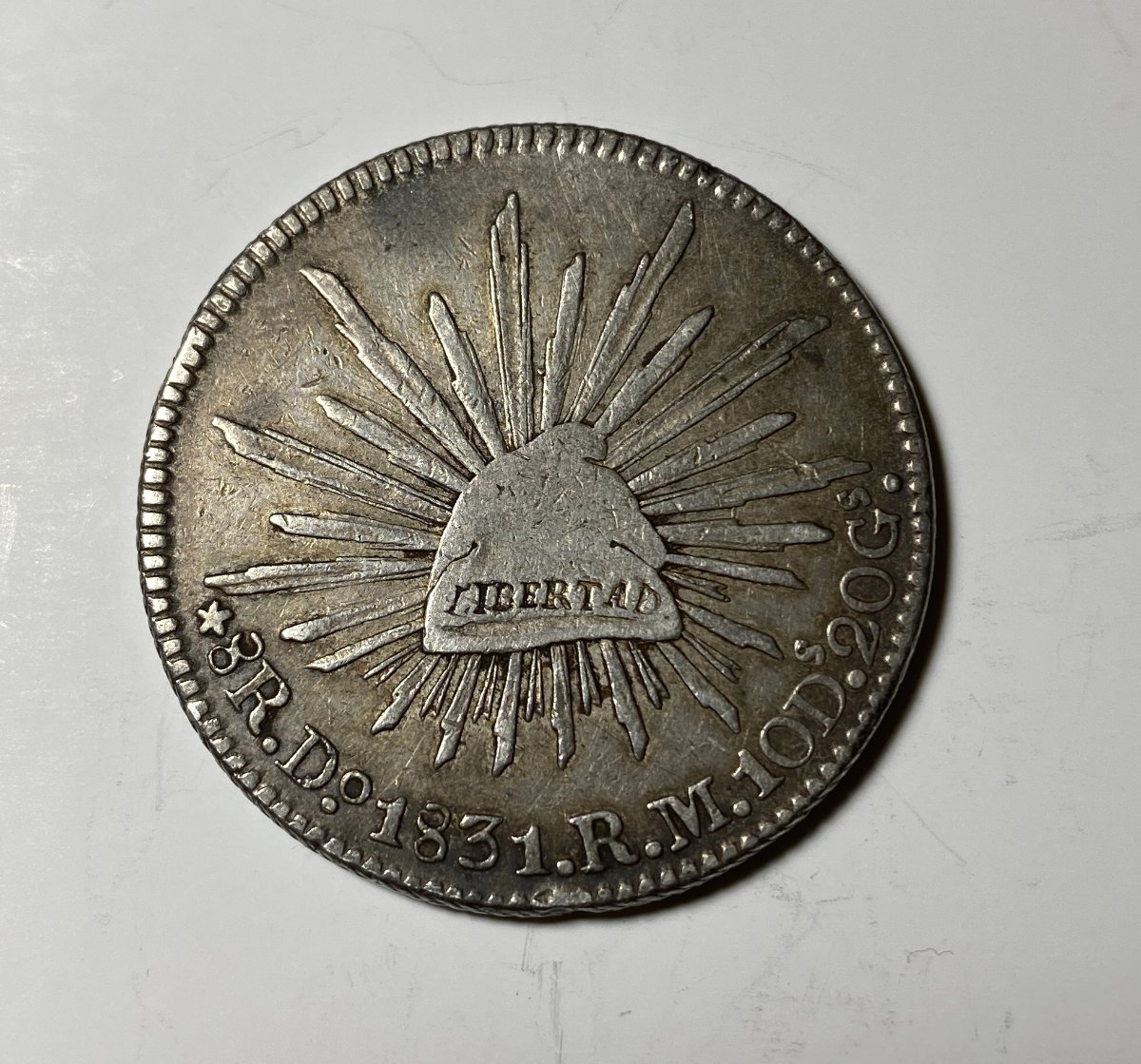 1831-8-Reales-Do-Cap-&-Rays-With-Unusual-Details