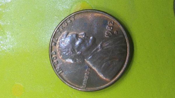 The-Infamous-1982-D-Small-Date-Bronze-Penny