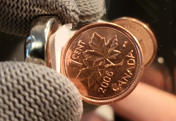 2006-Canadian-Penny-Magnetic-No-Logo