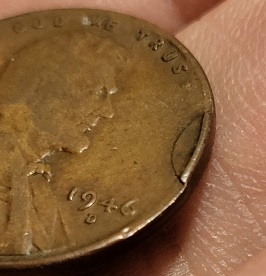 Any-Idea-What-This-Is-On-My-1946-D-Wheat-Cent?