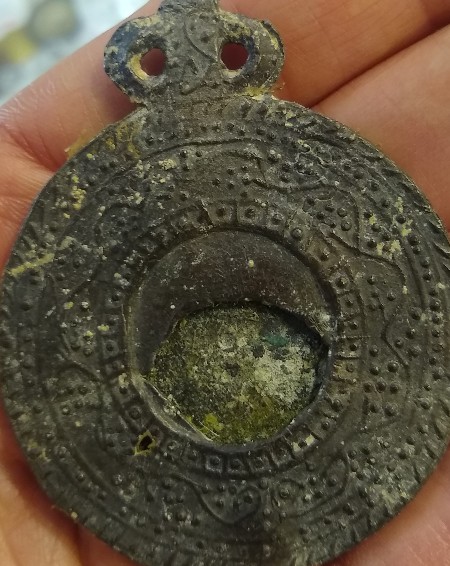 Unidentified-Possibly-Roman-Coin-Like-Bronze-.