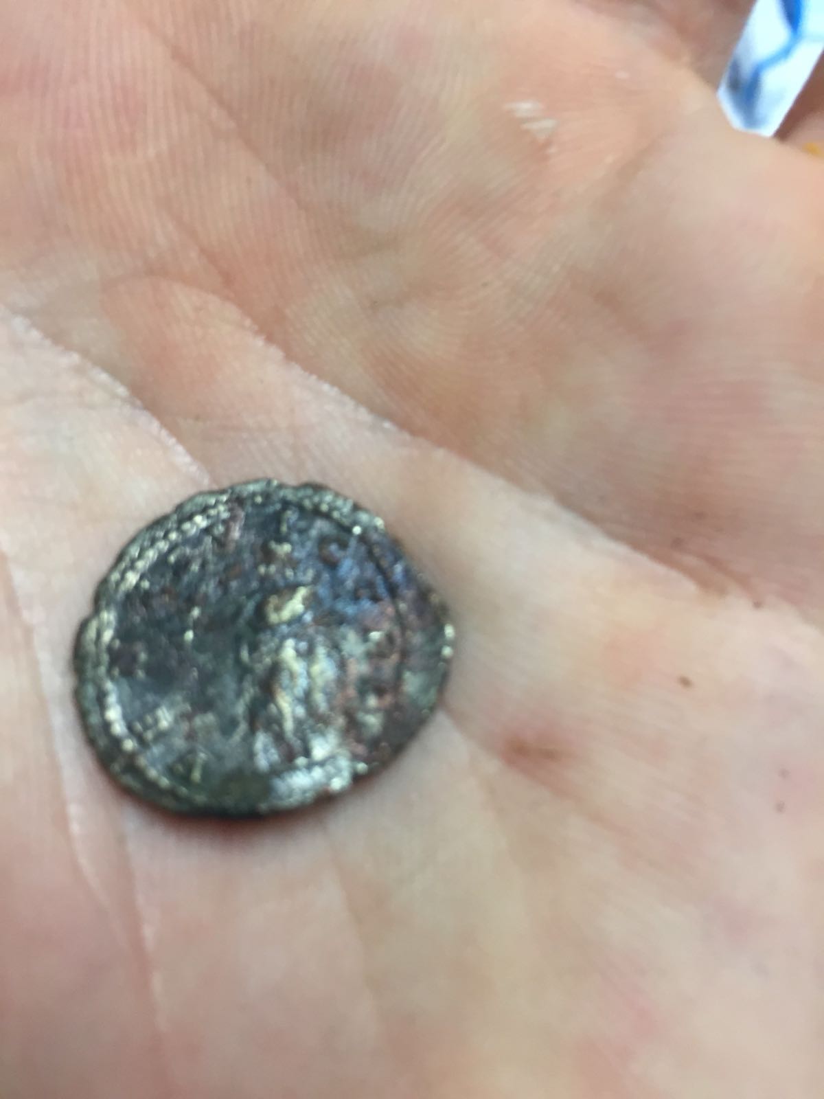 Big-Questions-On-These-Coins-?-Who-Can-Help-Me-?