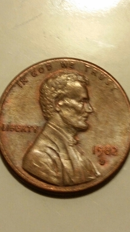 Small-Date-Or-Large-Date-On-1982-D-LMC?-Help