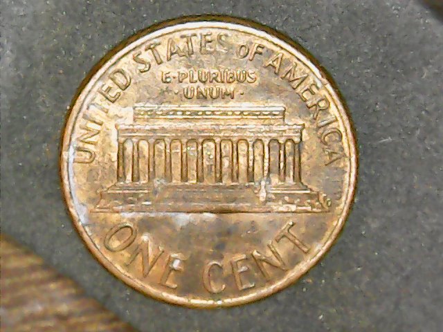Is-This-A-1988-D-Lincoln-Penny-2nd-Ear-Lobe