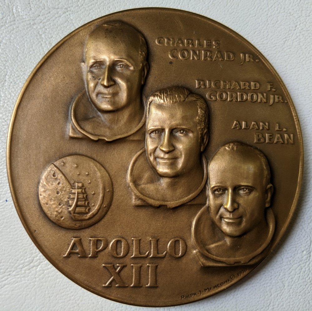 Post-A-Coin-Or-Medal-Related-To-Space-Travel.