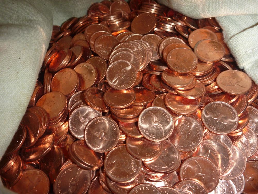 Some-1963-Pennies-~hanging-3-Examples-~dots-And-Clashes