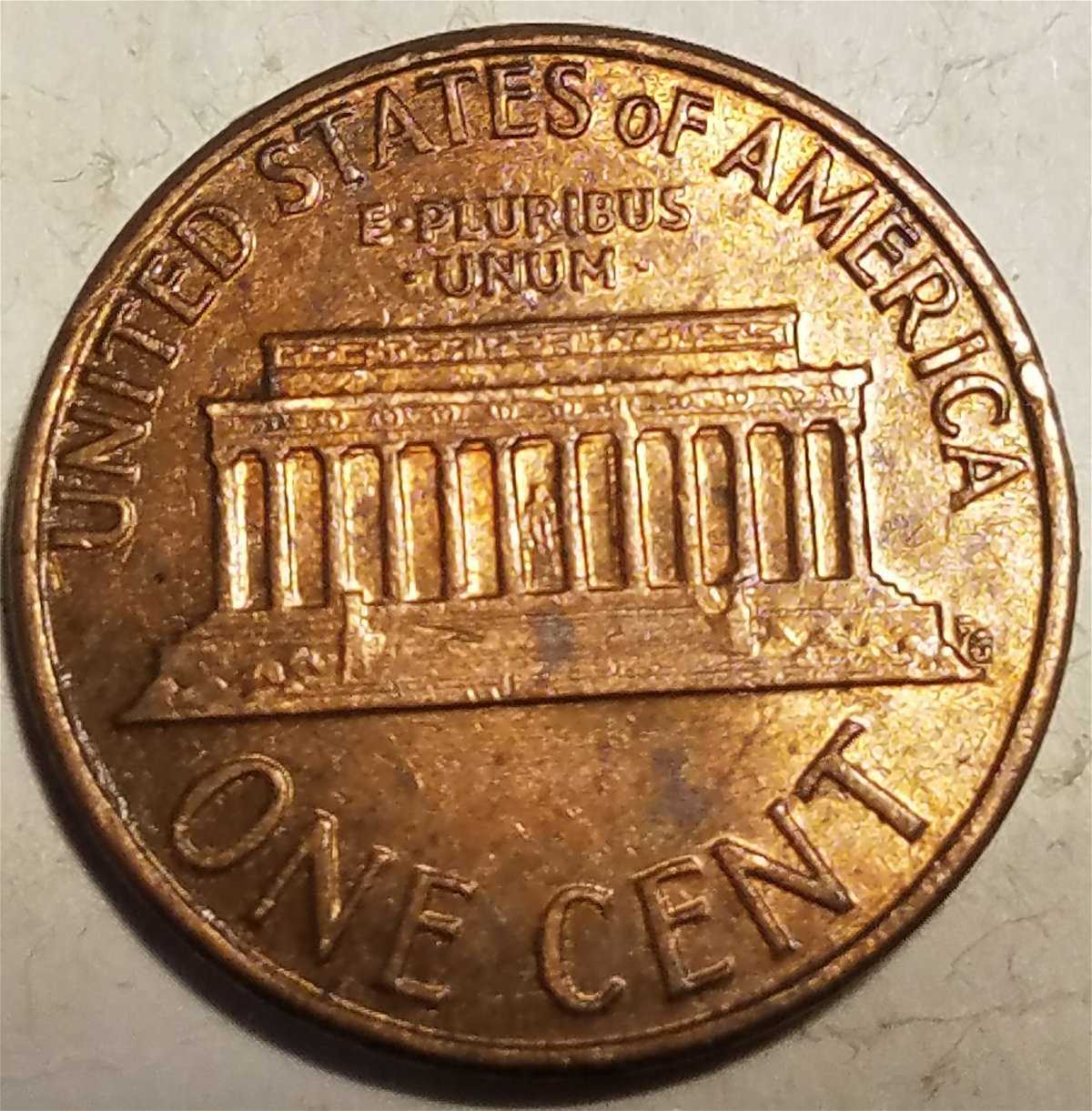 1975-Lincoln-Penny-Off-Center-Strike
