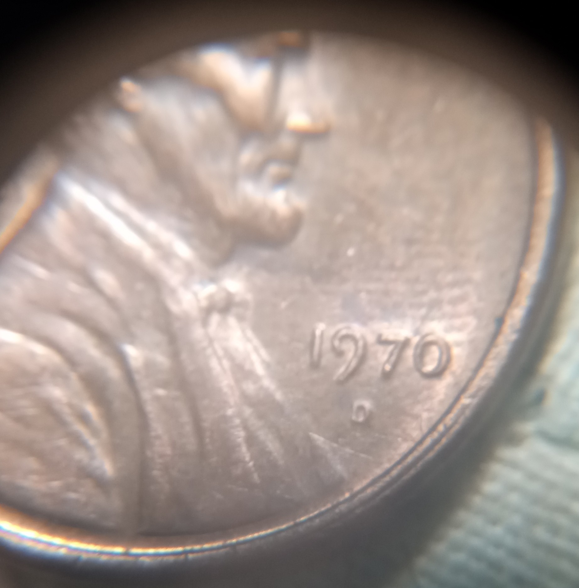 Found-This-1970-Lincoln-Penny.-The-D-Mint-Mark-Is-Really-Small.-Anything-Odd-To-Yall.