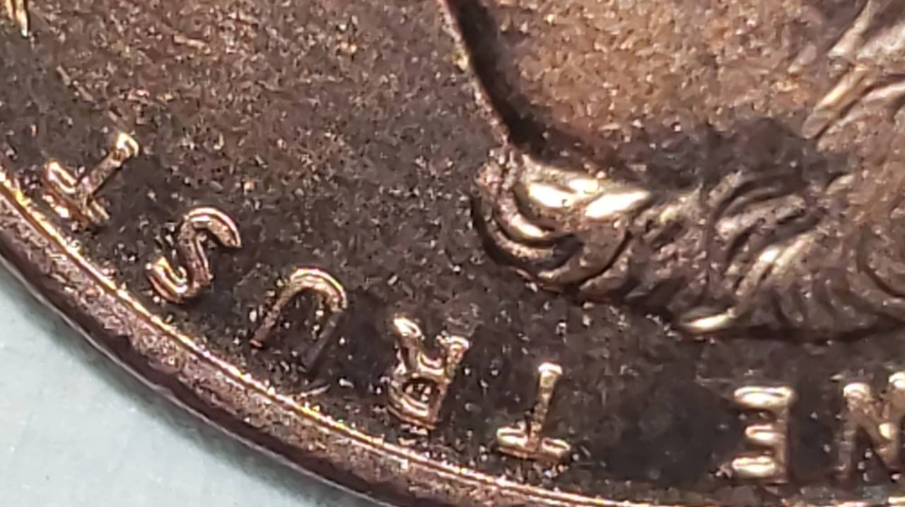 3-1995-D-Pennies-Is-One-Of-These--The-Double-Die
