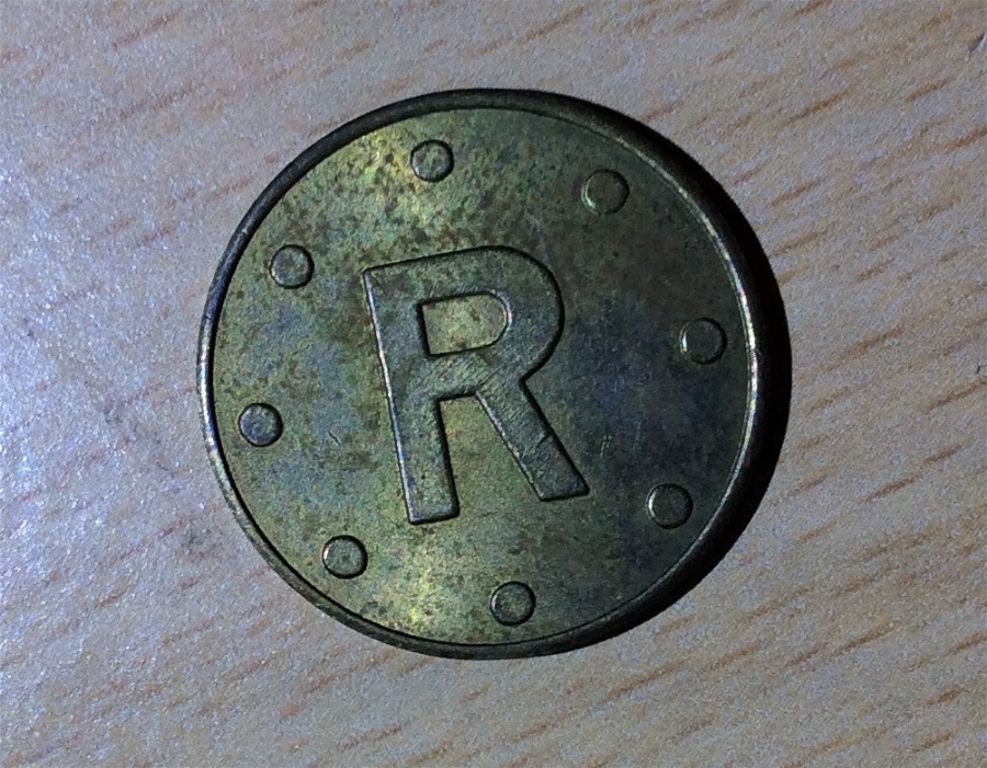 Unknown-Token/Coin-Found-When-Looking-Through-Old-Boxes