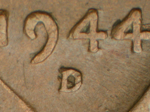 1944-D/S-OMM002-LWC---Am-I-Seeing-This-Right?