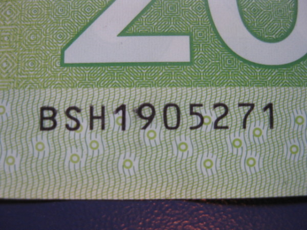 Serial-Number-Ink-Smudge...-Error-Or-Tampered?
