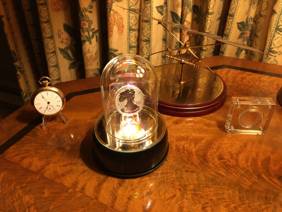 Coin-Display-Idea-With-Pictures.