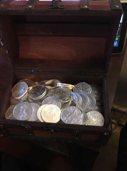 Storage/Display-Options-Pictures-Of-Stack-Inside!