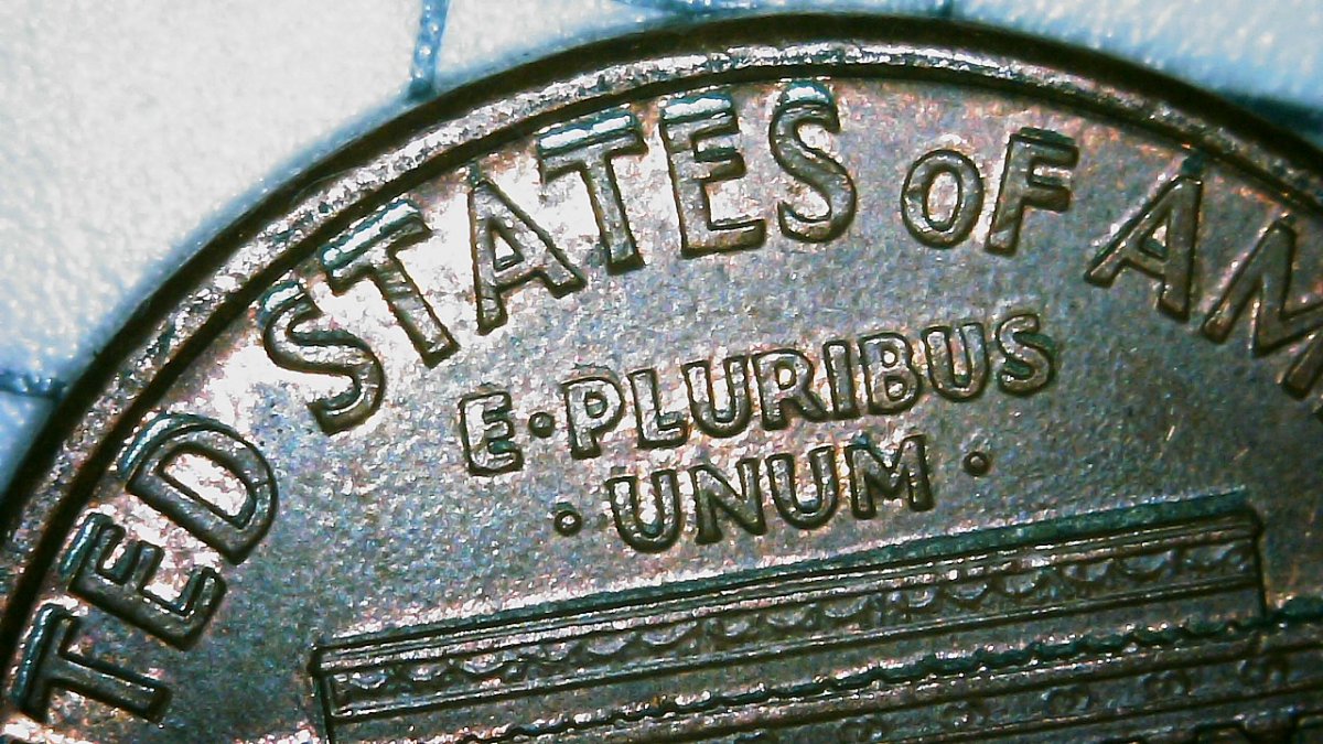 Can-Somebody-Help-Me-Identify-This-On-Memorial-Back-Cents?