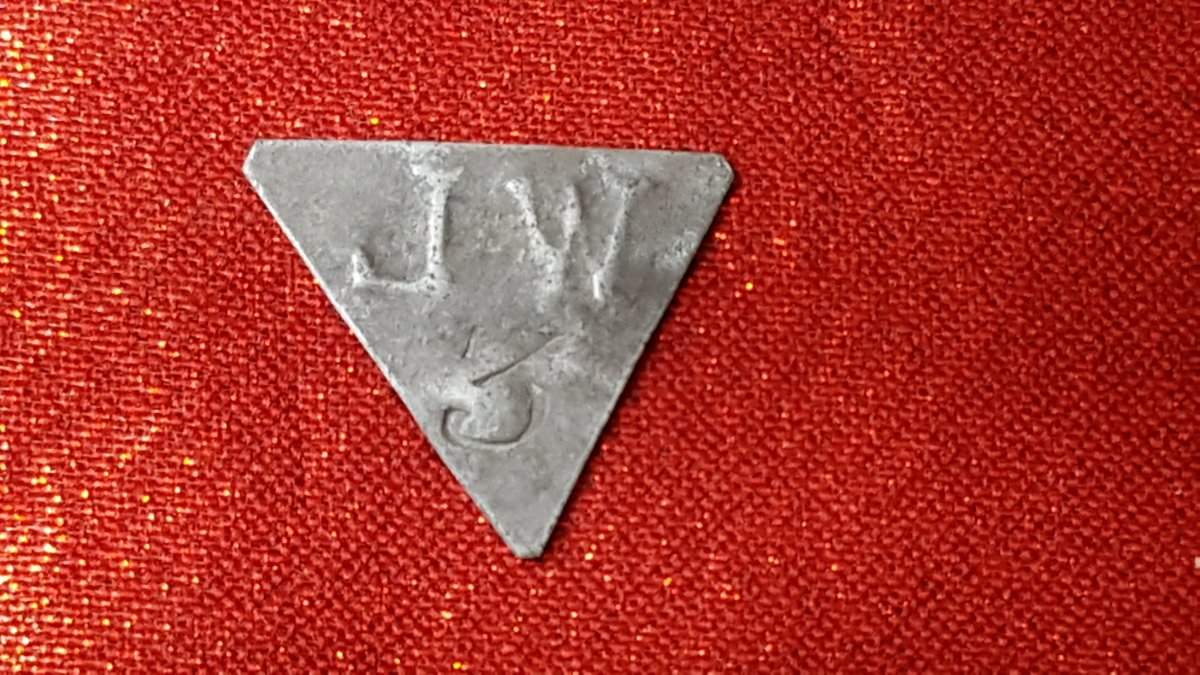 Help-Needed-To-Identify-A-Hop-Token