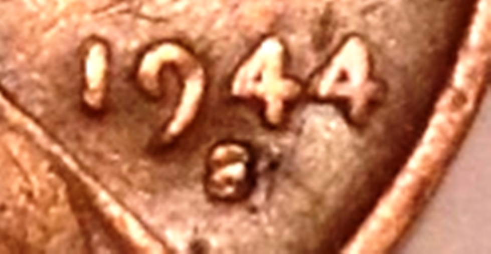 I-Have-A-1944-S-Mint-Wheat-Penny-With-A-Glob-Of-Metal-Over-The-S
