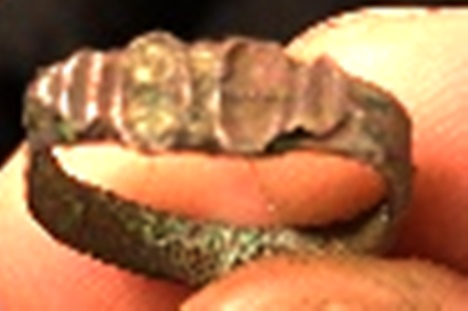 Long-Shot,-But-Can-Anyone-Identify-This-Metal-Detecting-Ring-Find?