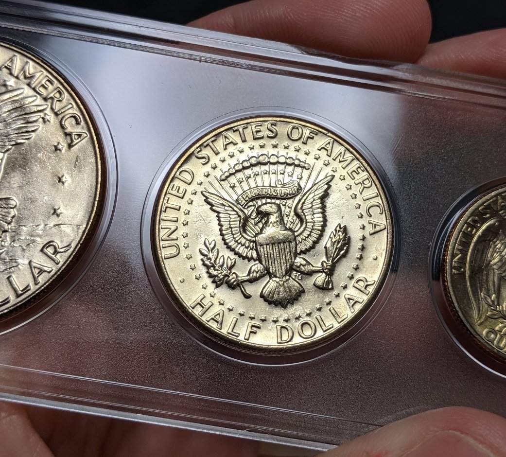 1977-D-Mint-Set-Grading