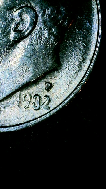 1982-P-Dime-For-Chip-In-Eye?