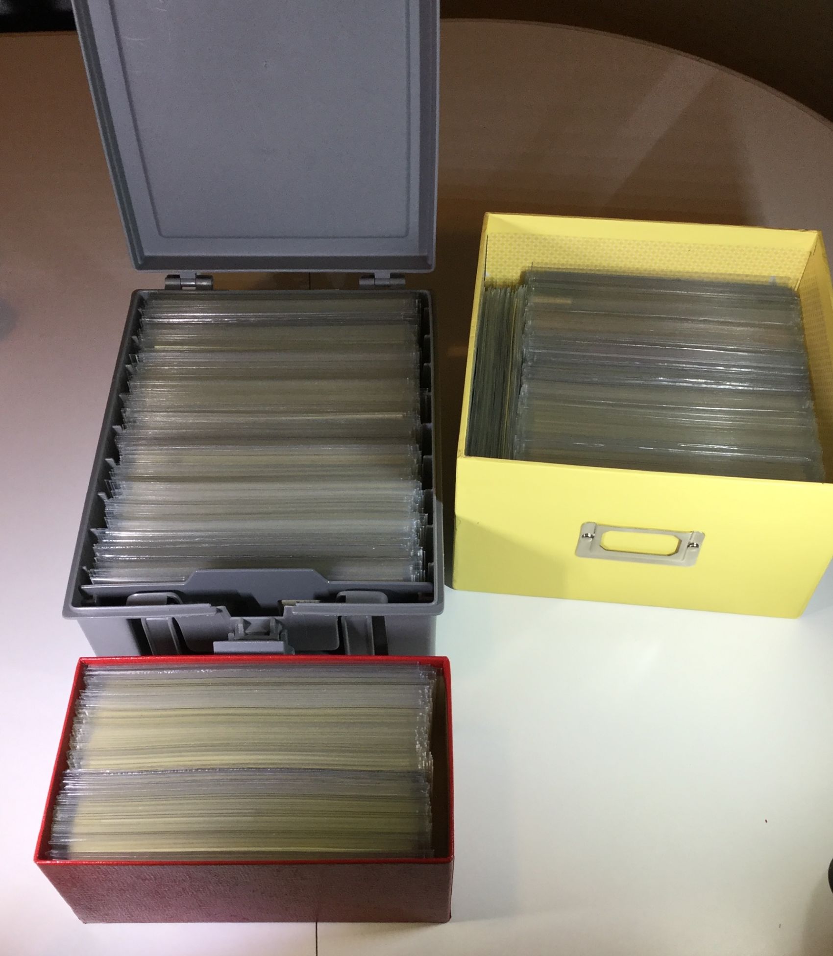Whats-The-Best-Way-To-Store-Graded-Notes.