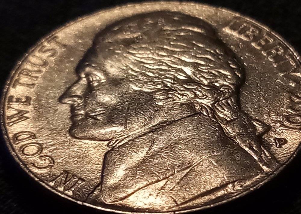 2001-P-Nickel-..metal-Looks-Different-And-Seems-To-Have-Clash-?-Please-Help