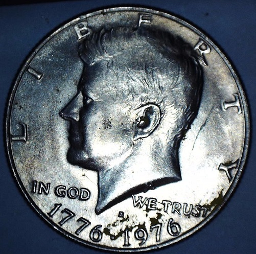 Bicentennial-Kennedy-Half-Dollar-Lamination-Problem-On-Reverse?