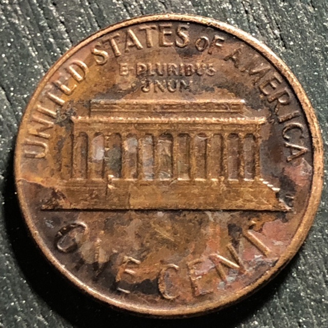 1976-D-Lincoln-Cent---Strike-Thru?