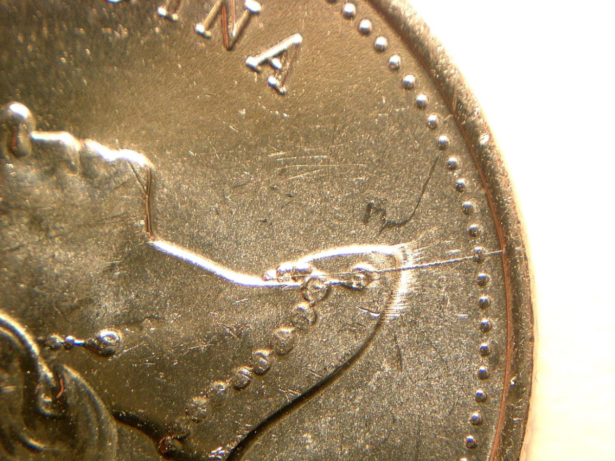 1995-25-Cents---Decent-Size-Die-Crack