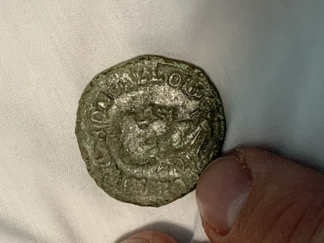 Please-Help-Me-Identify-This-Coin.-Wasted-Hours-And-Have-Given-Up.