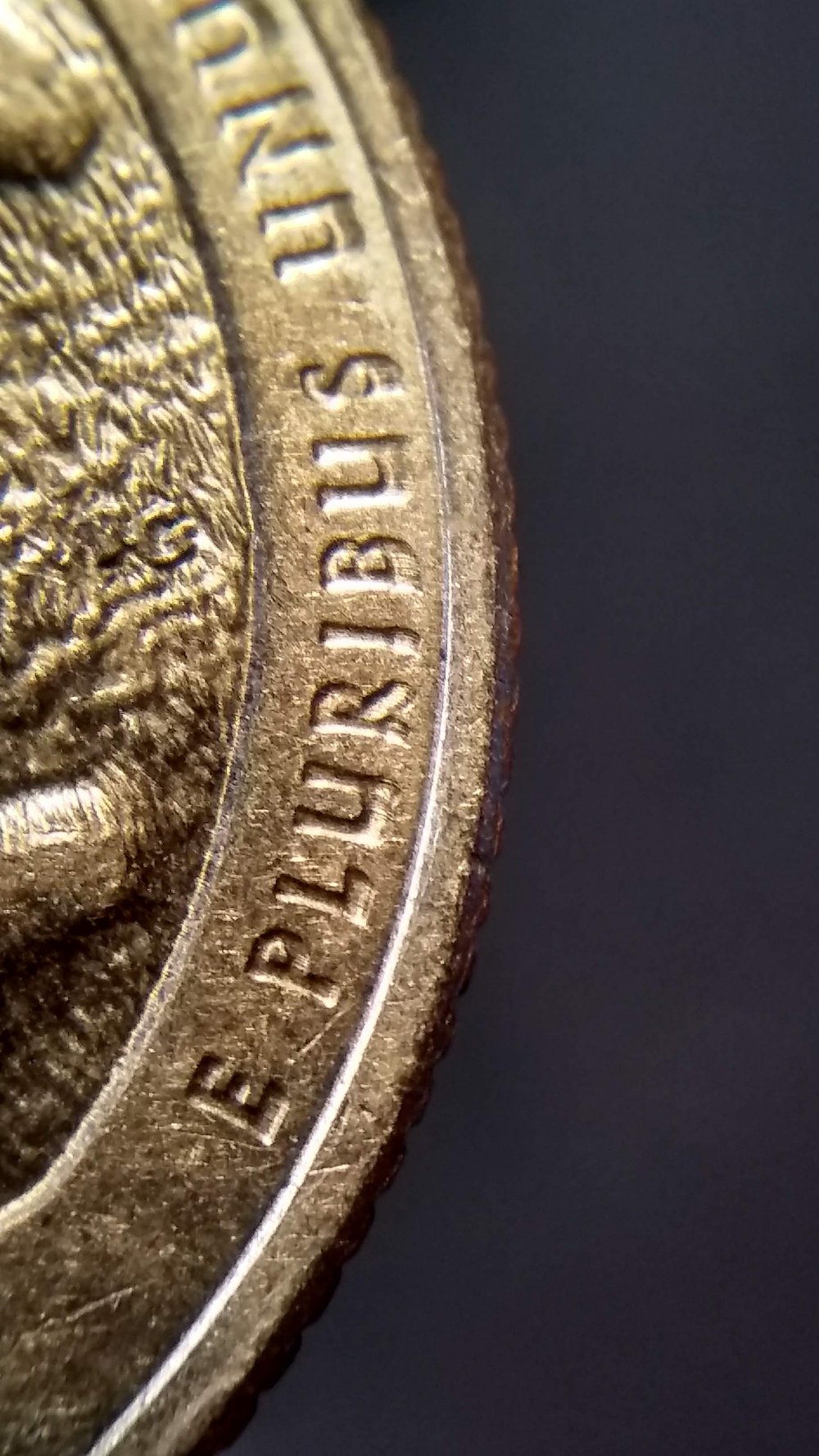 2017-P-Quarter-Effigy-Mounds-Is-It-Made-This-Way-Or-Error?