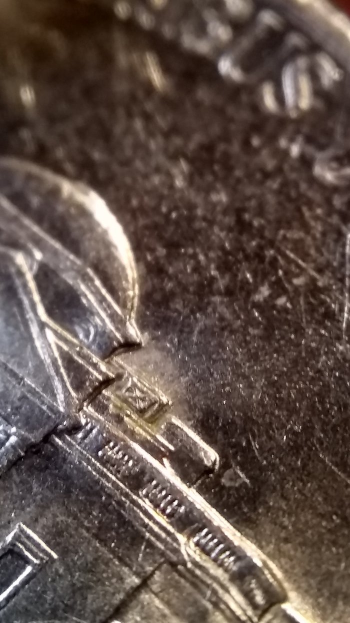 1999-P-Nickel.-DD-And-Die-Cracks-And-Lost-His-Head-Error?