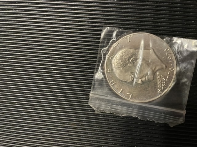 Type-1-Eisenhower-Dollar-Piece-Grading-Advice