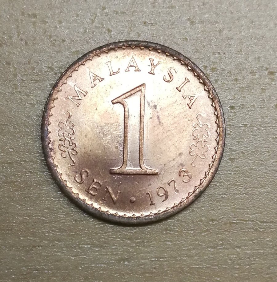 Malaysia-Parliament-House-On-1-Cent-Coin-Beautiful-Golden-Shade