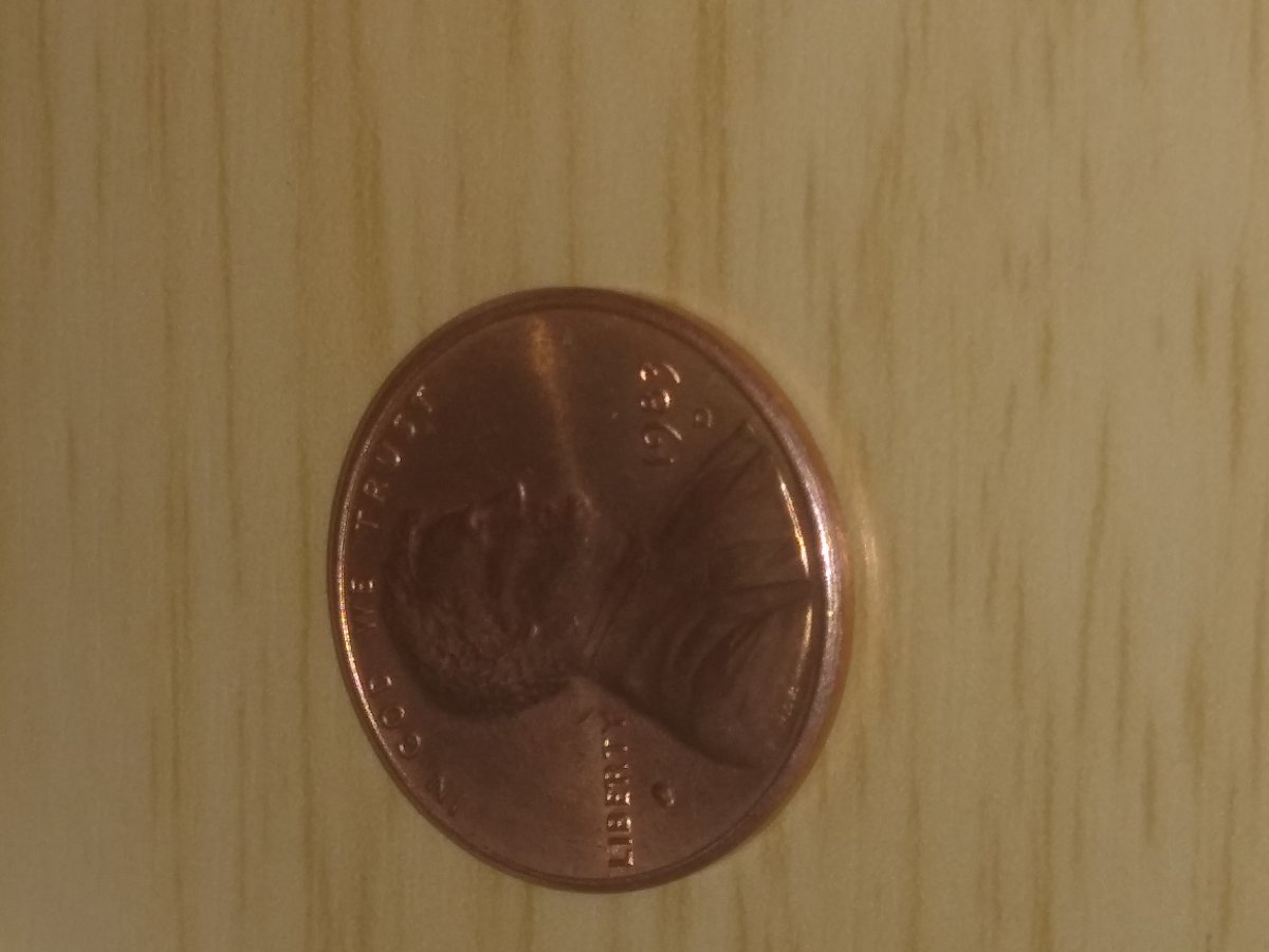 Odd-Marking-On-1983-D-Penny